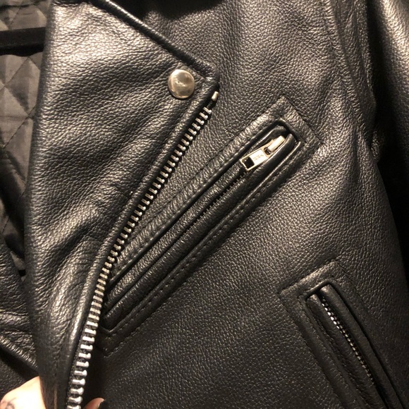 Leather Jacket - Picture 6 of 7